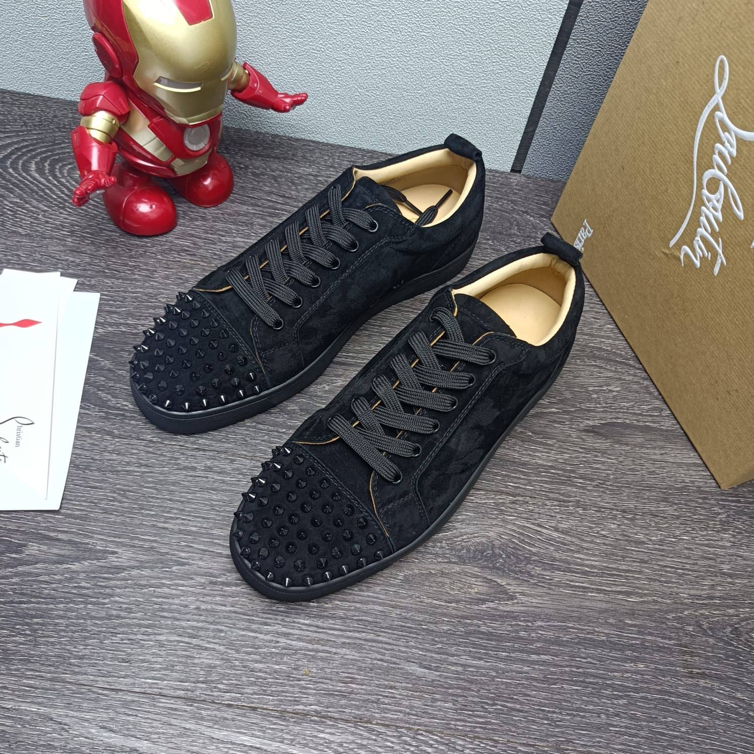 Louboutin yupoo sales